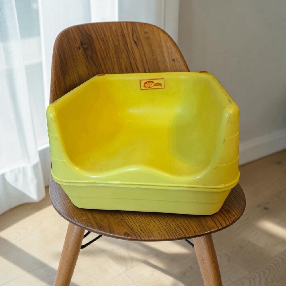 Vintage 1970s BOOSTER SEAT Century Yellow Hard Plastic Reversible Child Toddler